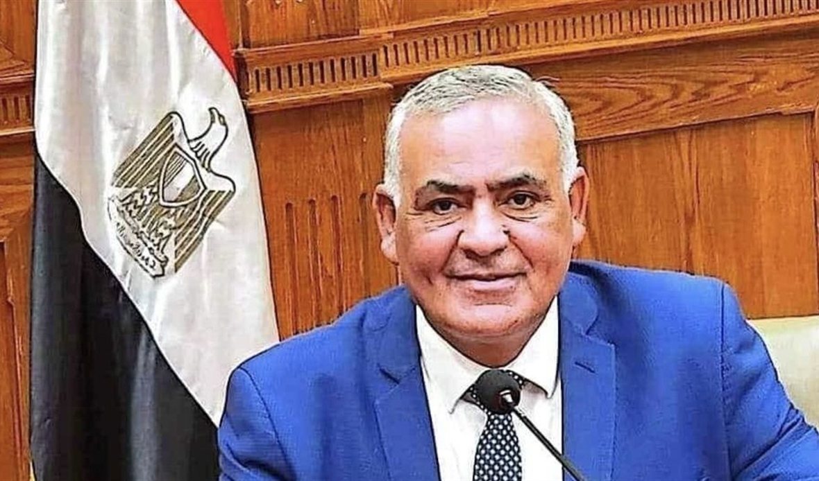 لطفي شحاتة يطالب
