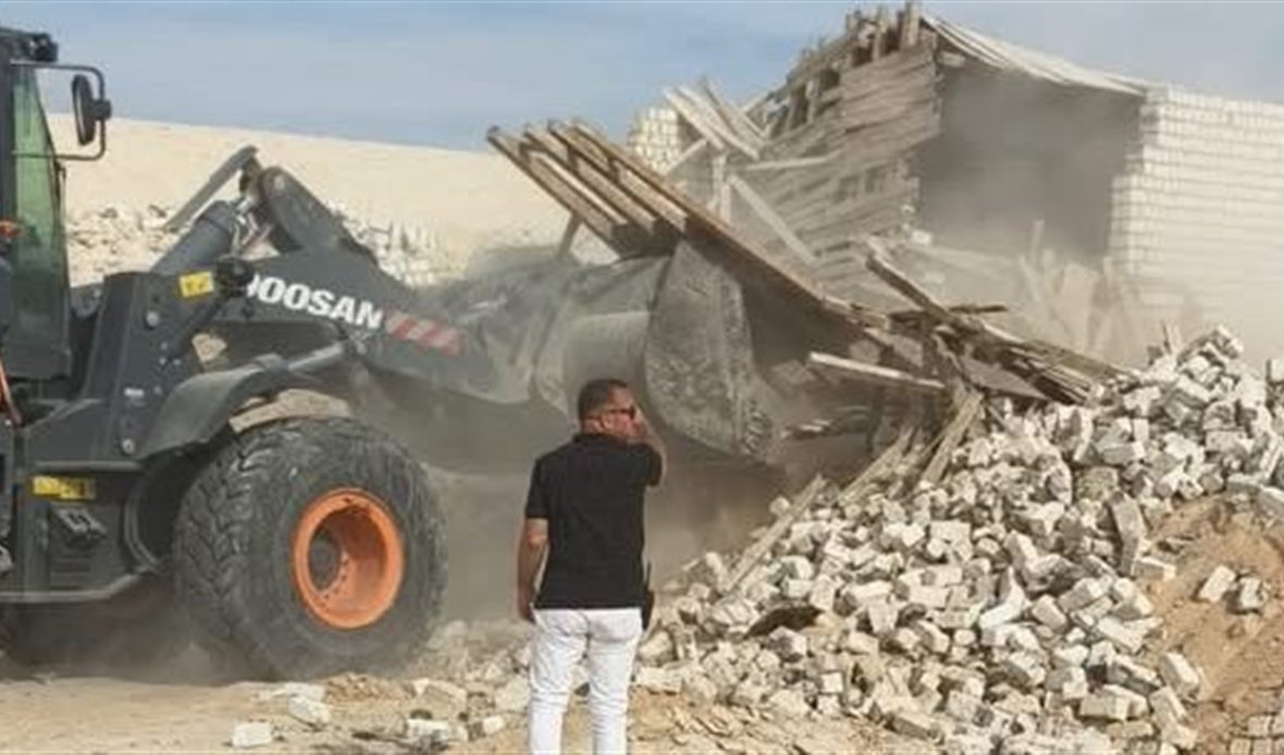 استرداد 920 فدانًا