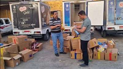 ضبط نصف طن أغذية فاسدة ومصنعات لحوم غير صالحة في أسيوط
