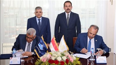بروتوكول تعاون بين هيئة قناة السويس وجهاز مستقبل مصر لتطوير وتطهير البحيرات المصرية