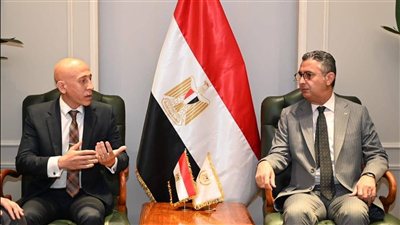 تكريم مفتش تموين بالإسكندرية بعد أدائه الرقابي خلال إجازة عيد الأضحى