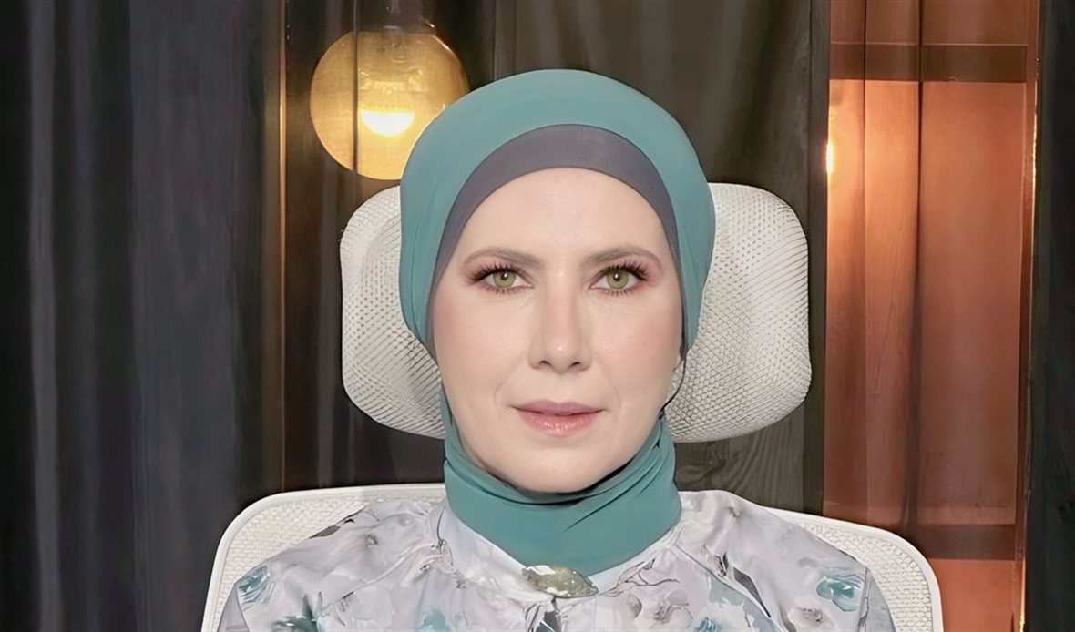 نيفين منصور تكشف