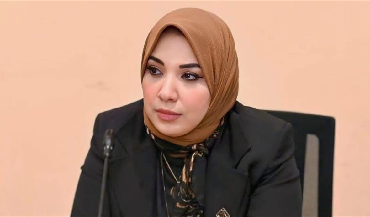 دينا هلالي تبحث تحديات