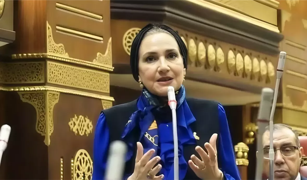  رانيه صدقي تطالب
