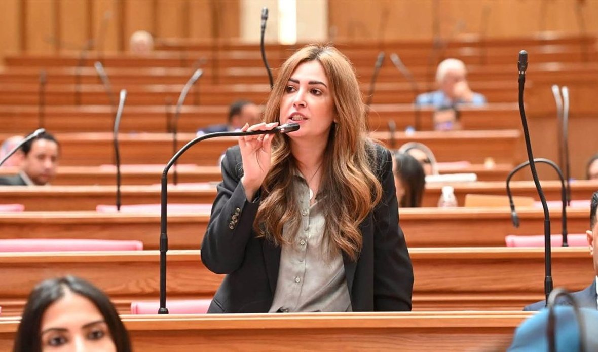 أميرة العادلي تدعم