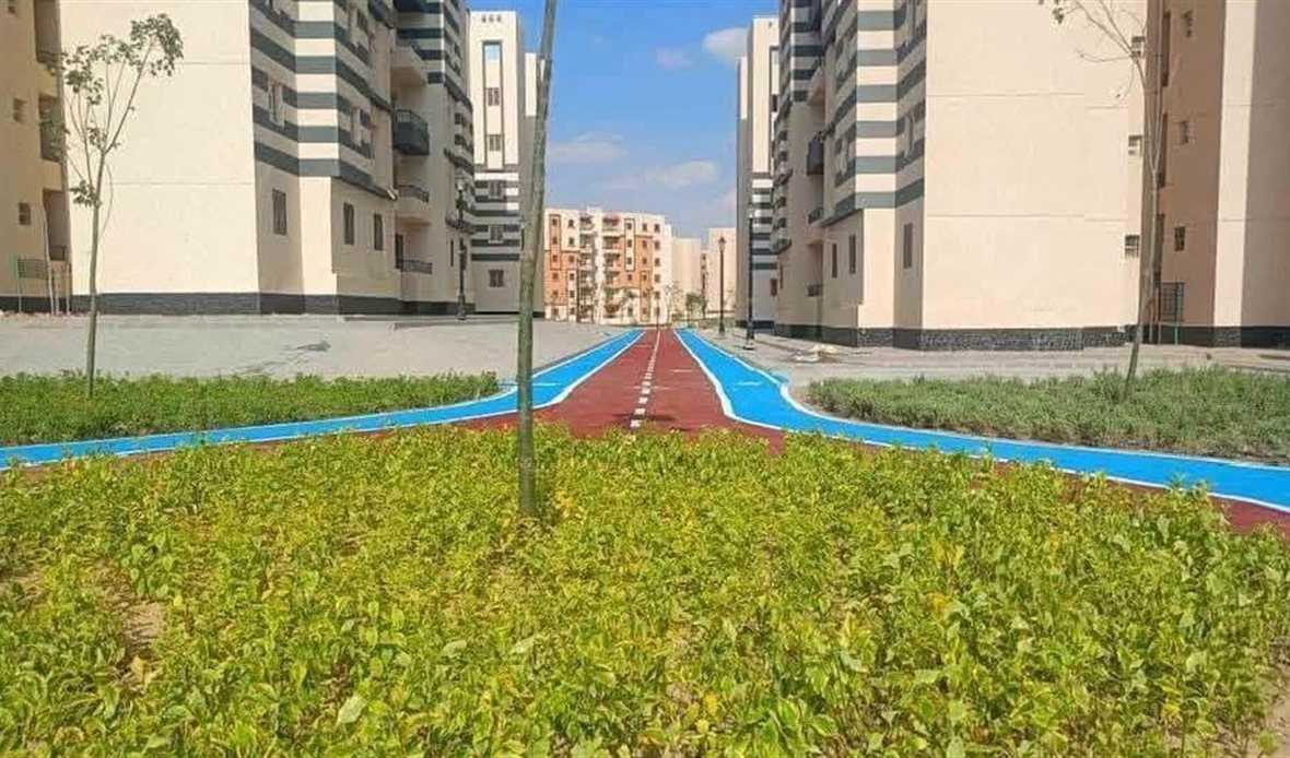 وزارة الإسكان تتابع