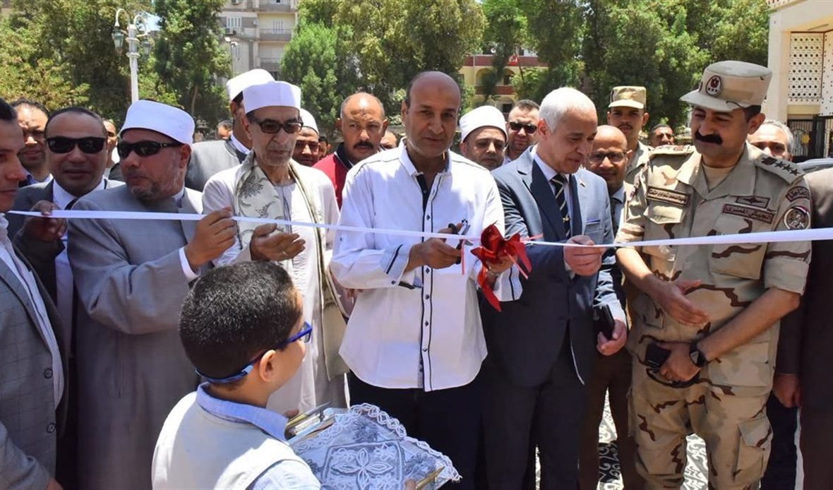 محافظ أسيوط ونائب