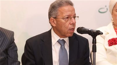  نقيب الأطباء يؤكد رفض ختان الإناث ودعم حماية الفتيات