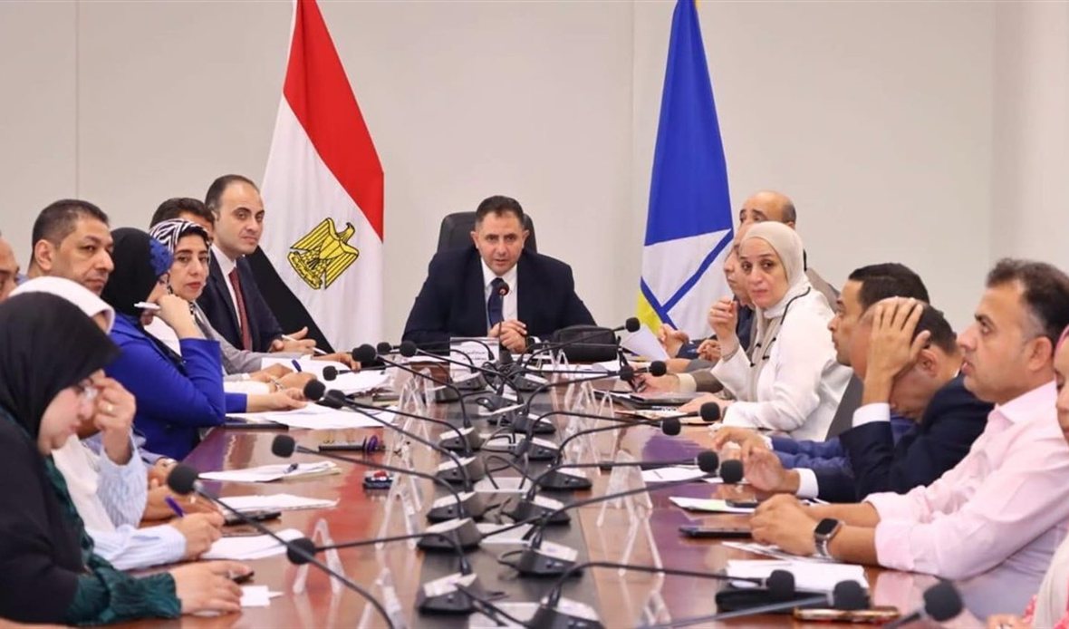 محافظ دمياط يتابع