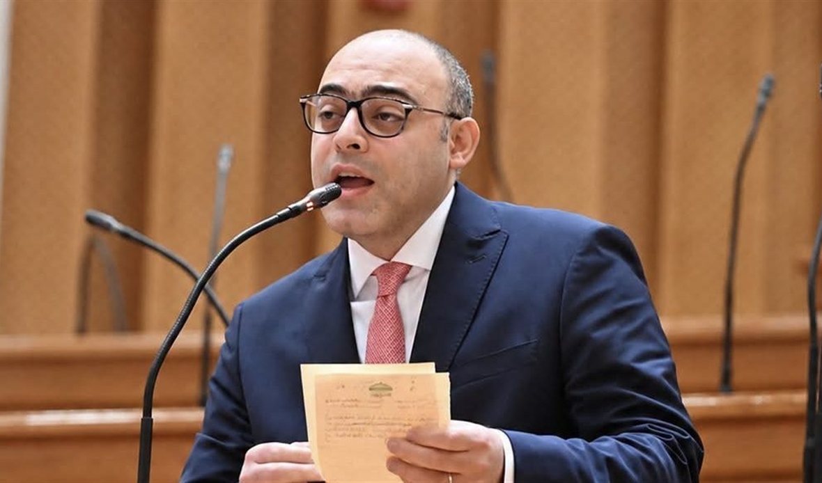  أحمد علاء فايد يطالب
